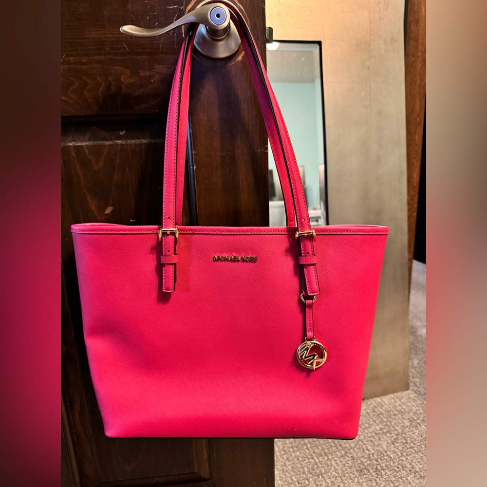 Michael Kors Tote - Hot Pink
